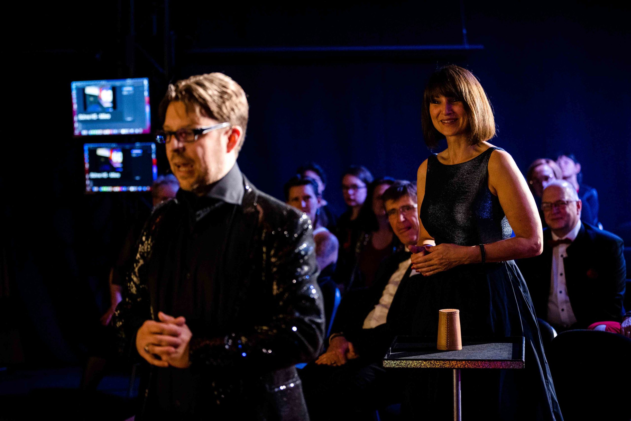 211009193913_Dominik_PFAU_455560 SQ